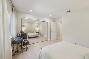 Alisa Ct-S0904-025.jpg