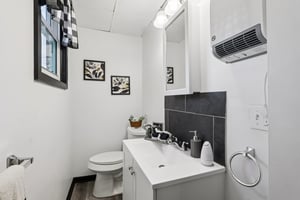 W Prospect Rd-S0210-018.jpg