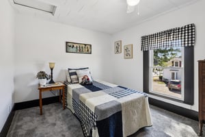 W Prospect Rd-S0210-029.jpg