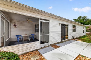Lanai with Side Patio