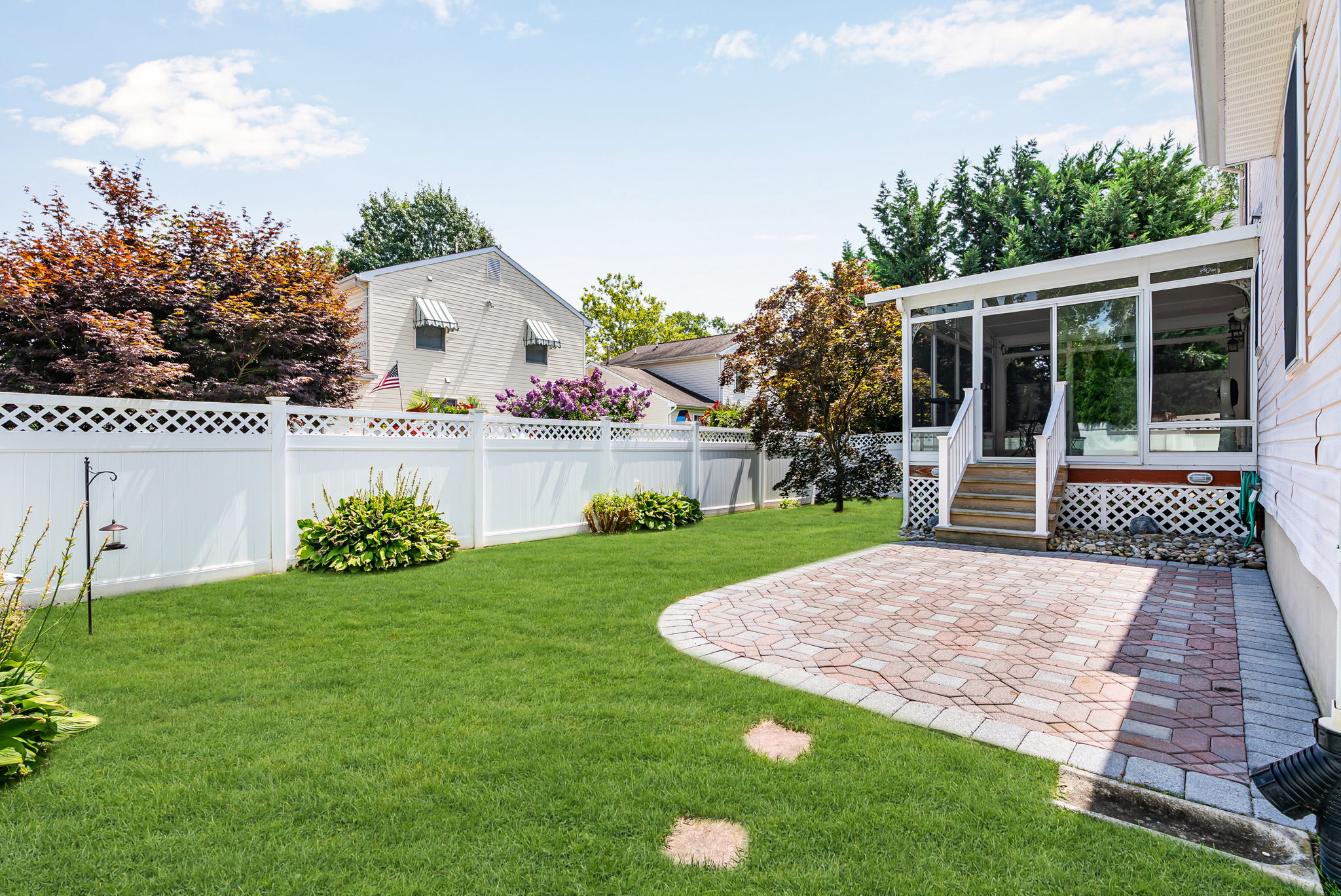  Photo 49