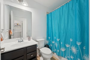 Lydia Dr-S1110-026.jpg