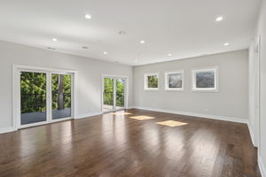 Walnut Cir-S1408-012