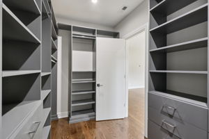 Walnut Cir-S1408-015