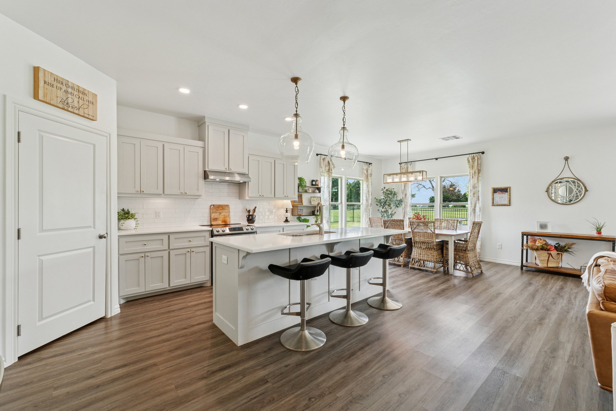 1745 Fairway Dr_022.jpg