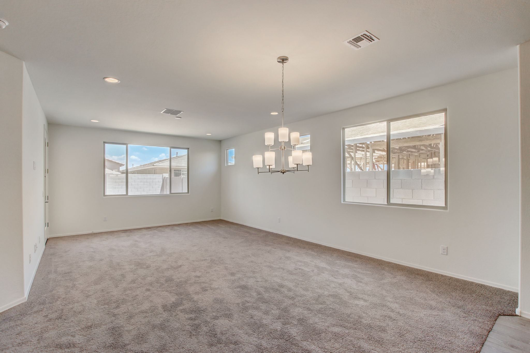 W Charter Oak Rd-009