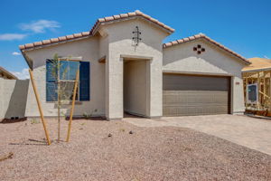 W Charter Oak Rd-002