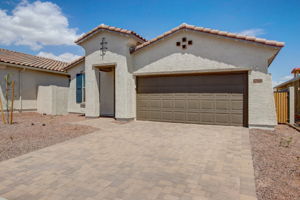 W Charter Oak Rd-005