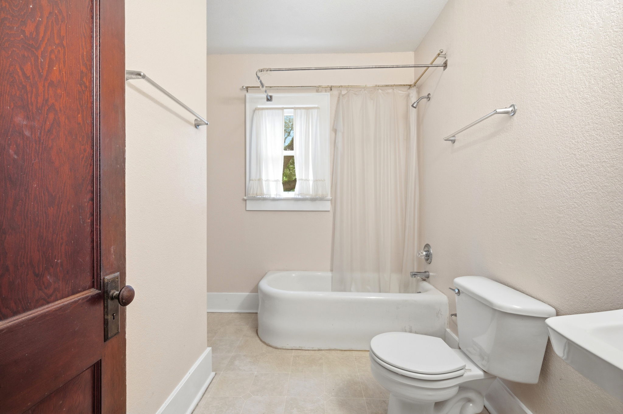 Interiors (15)