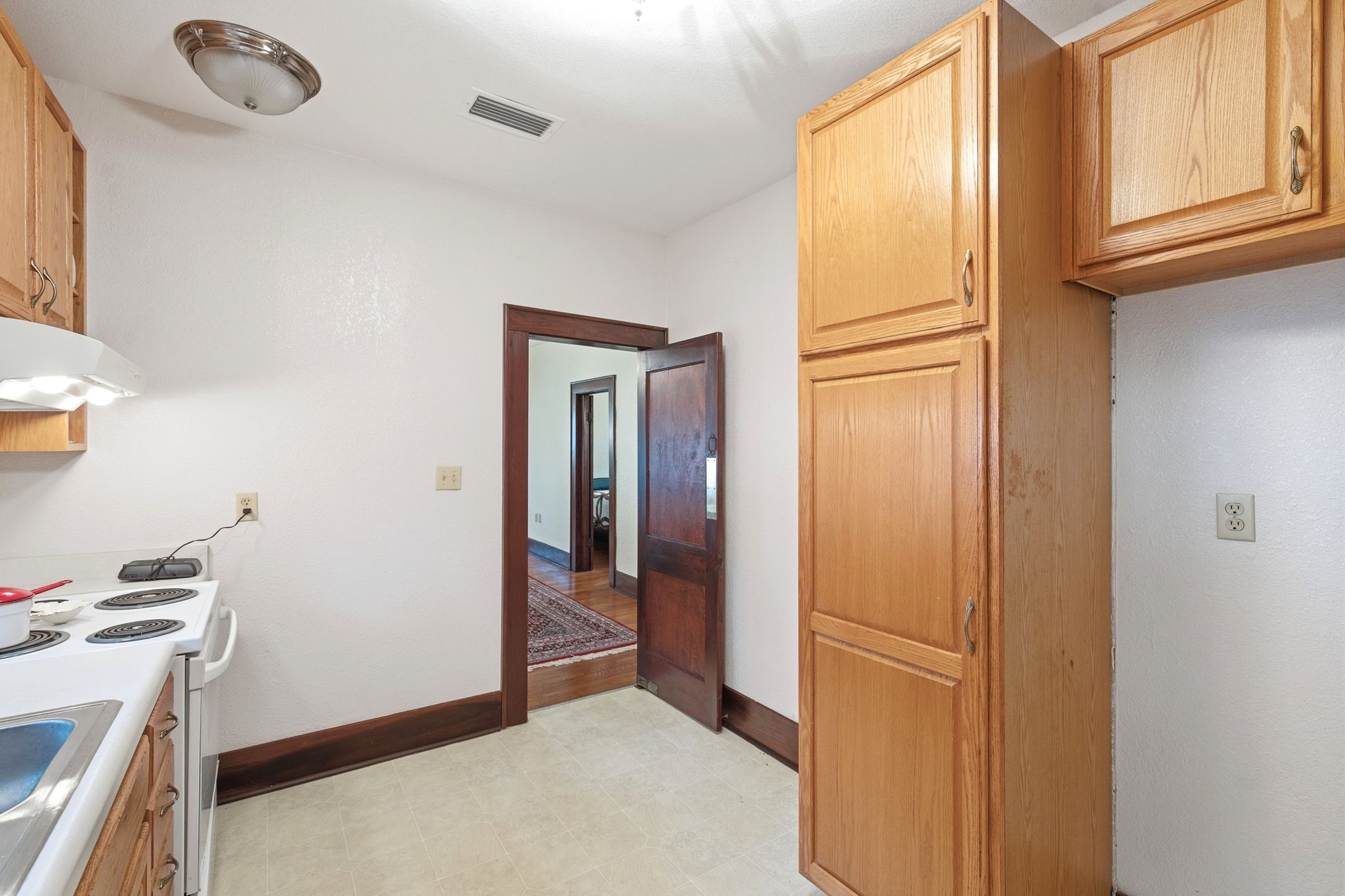 Interiors (29)