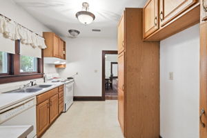 Interiors (28)