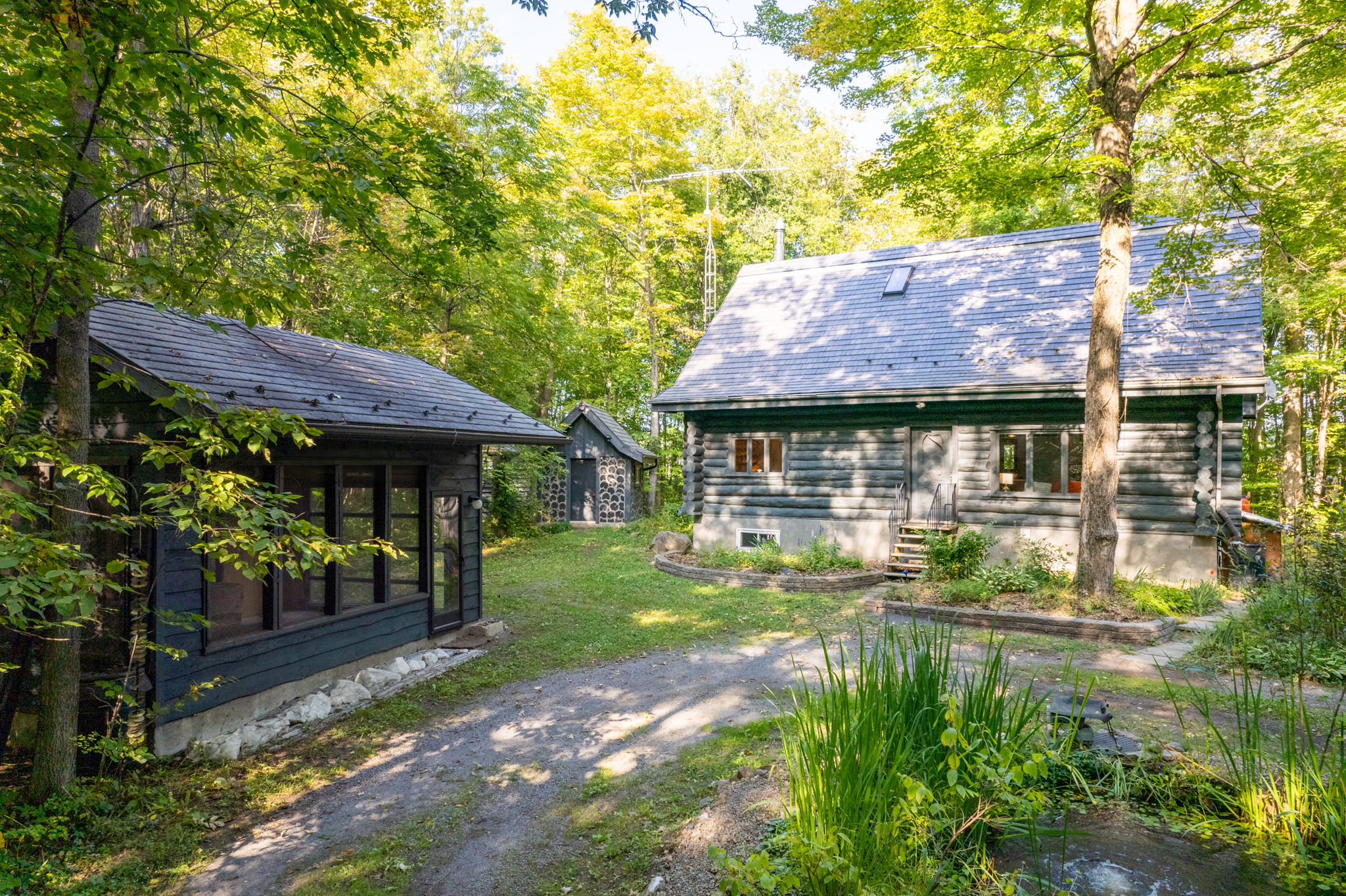17471 Archambault Rd Saint Andrews West | InsideOut Media