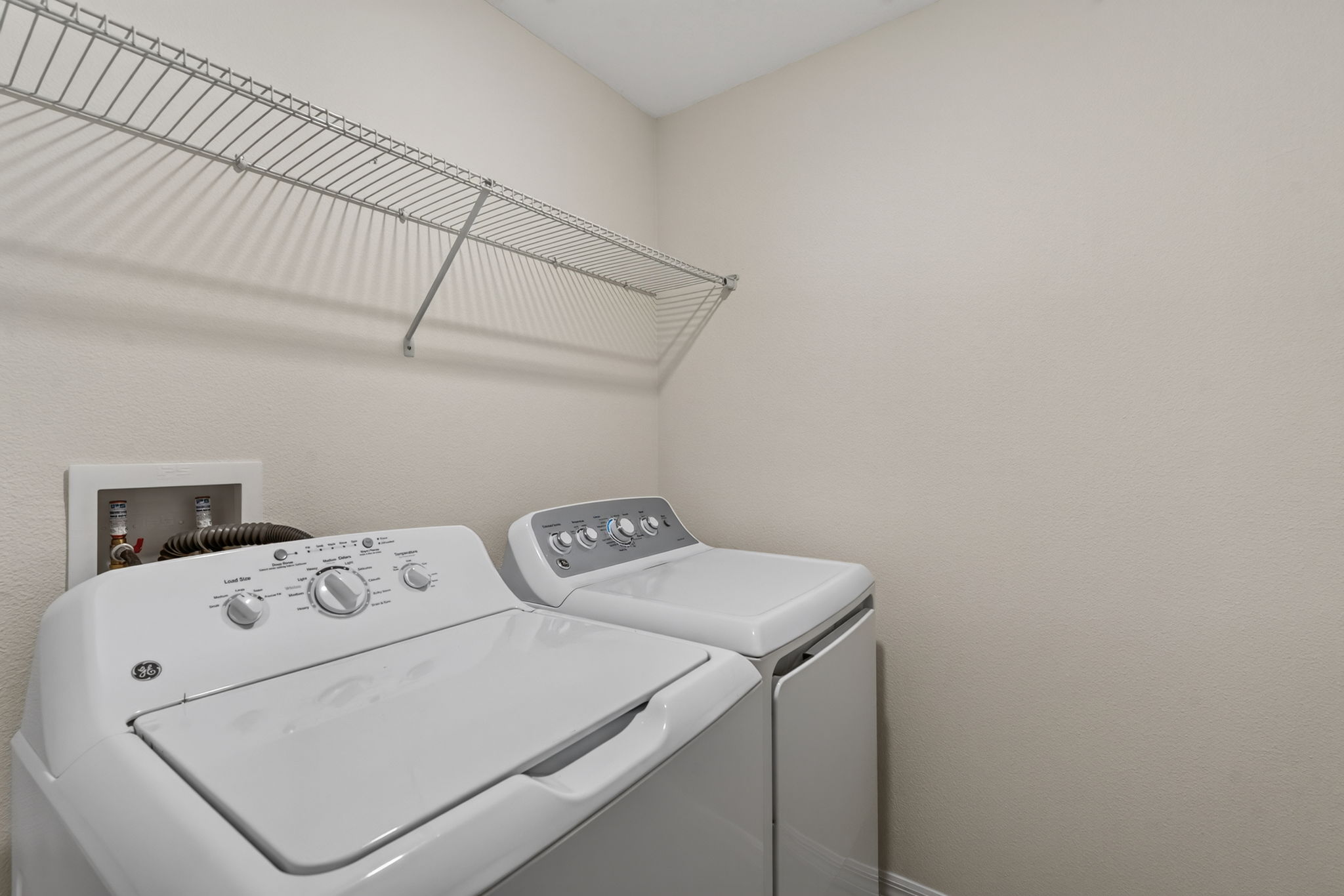 Interiors (27)