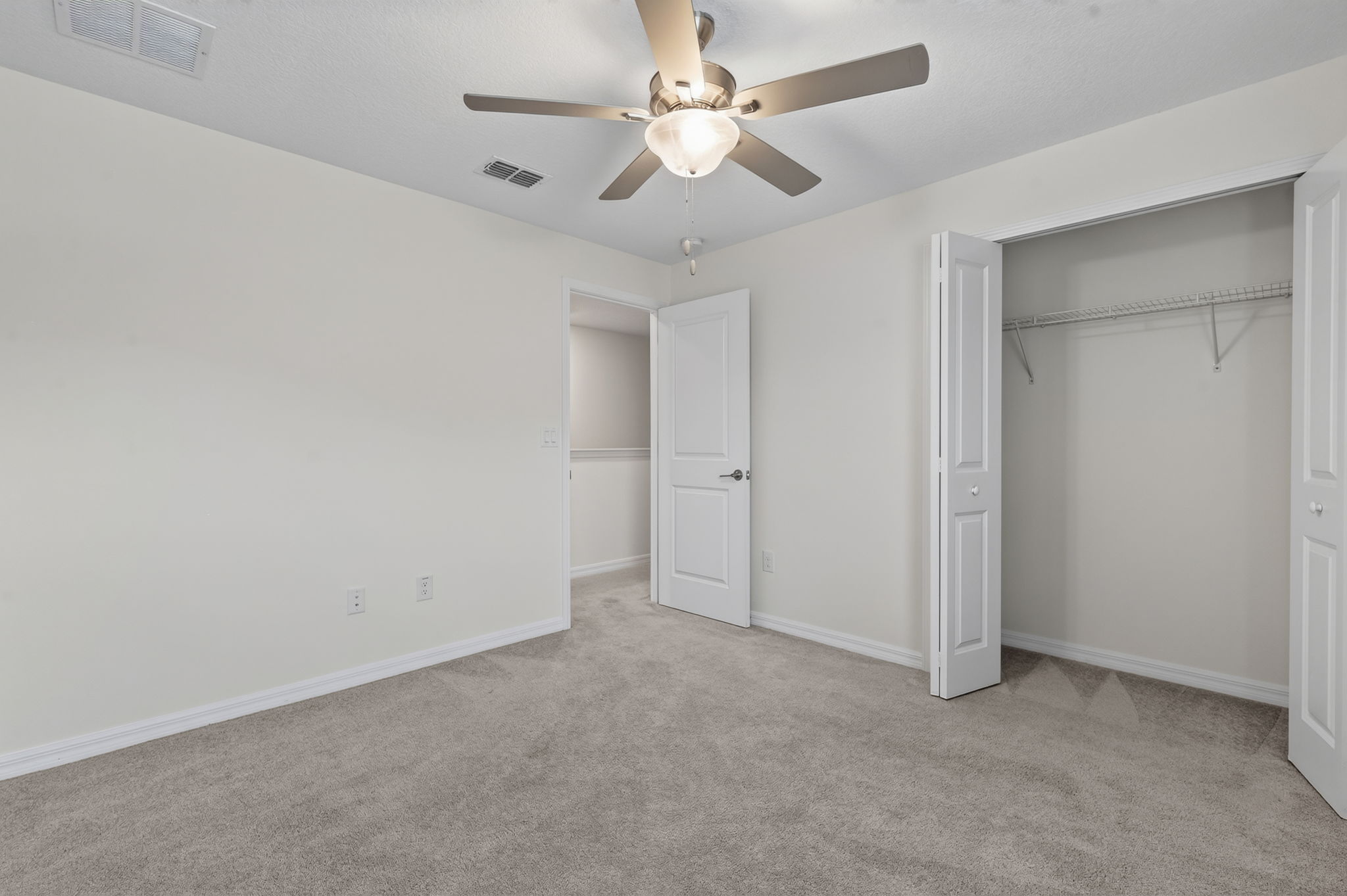Interiors (39)