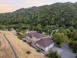  Photo 0