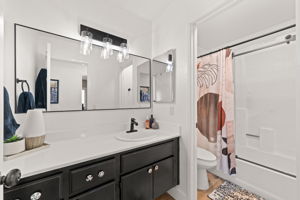  Photo 45