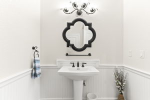  Photo 44
