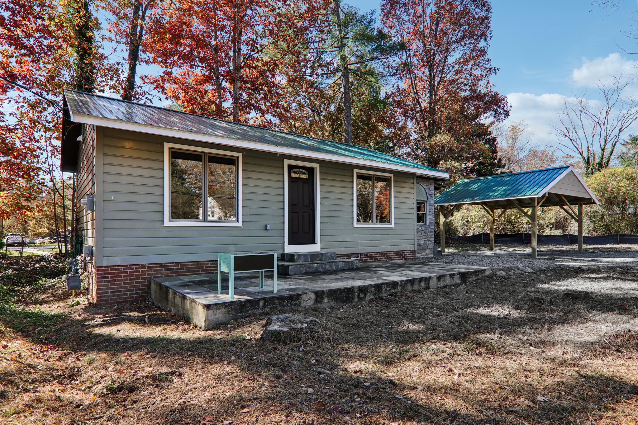 Haywood Rd-S0511-002.jpg