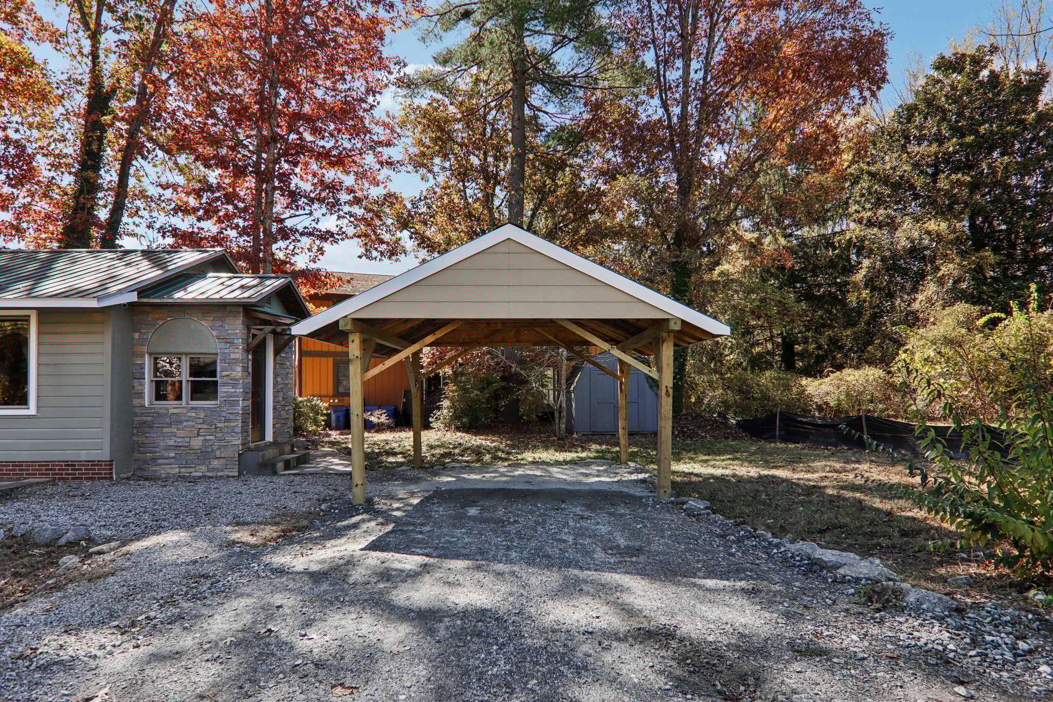 Haywood Rd-S0511-005.jpg