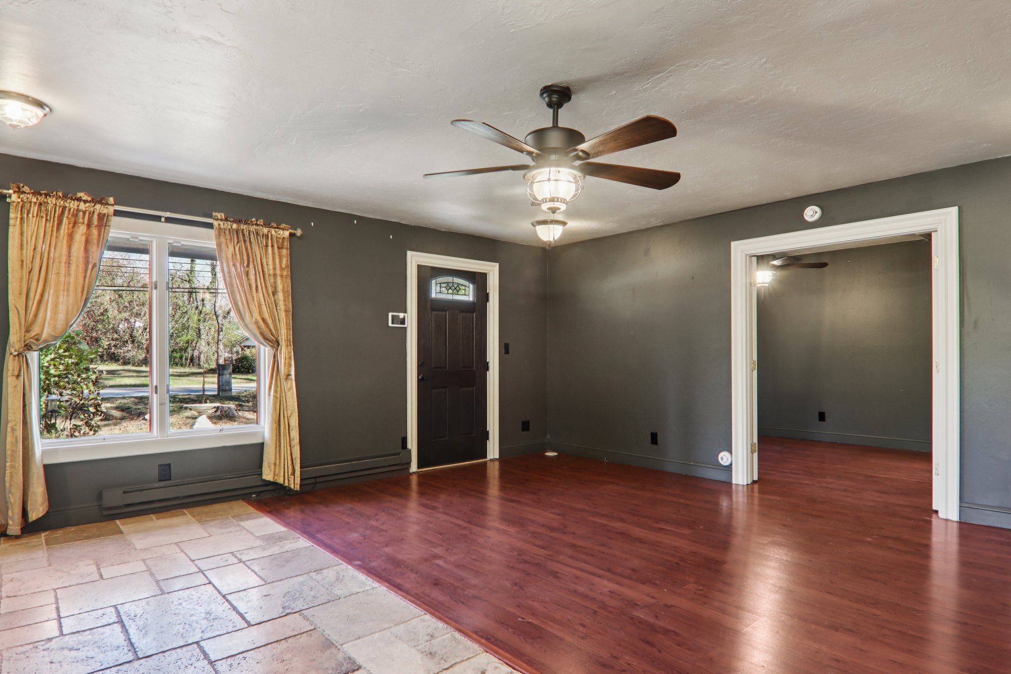 Haywood Rd-S0511-010.jpg