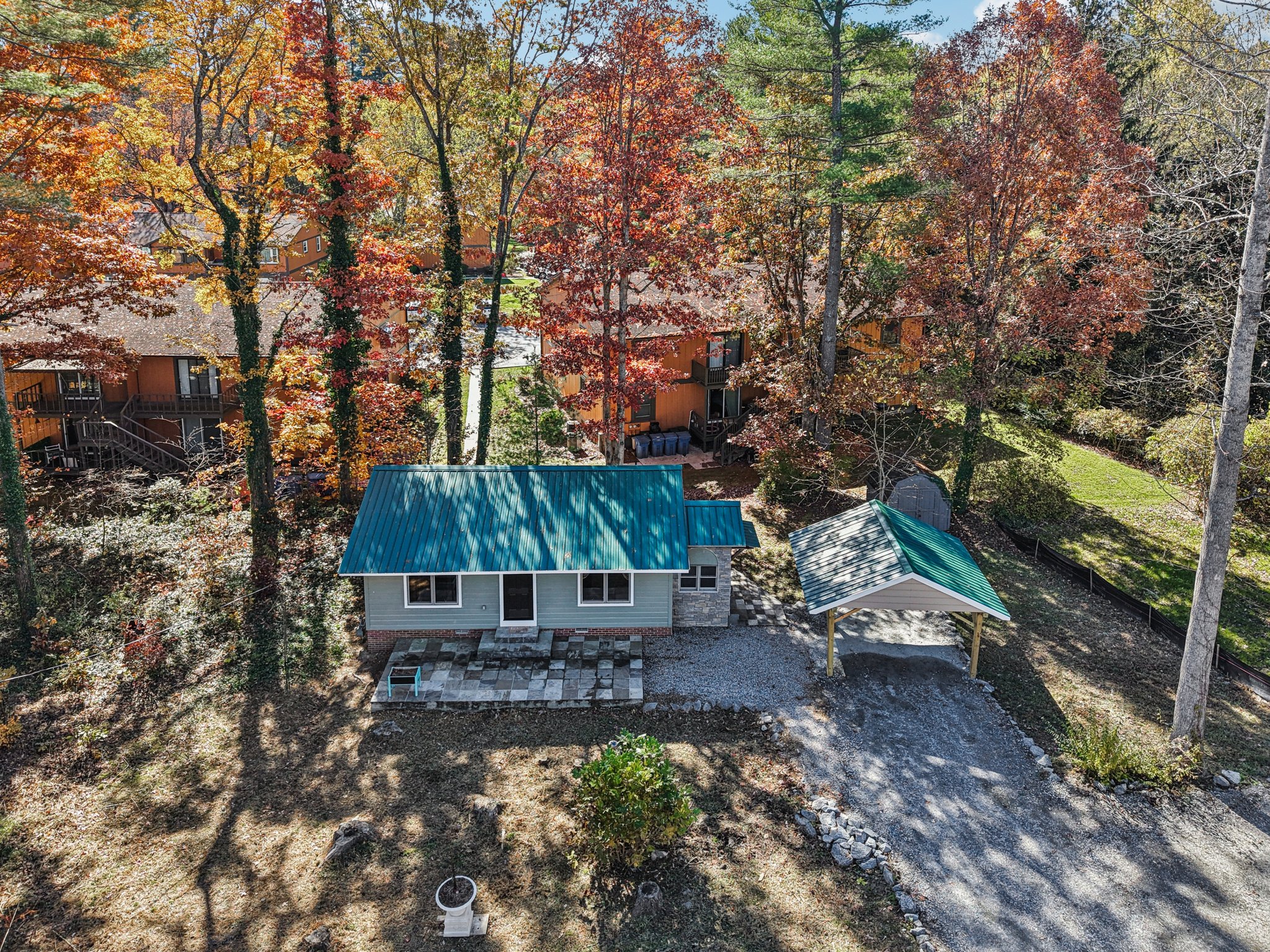 Haywood Rd-S0511-041.jpg