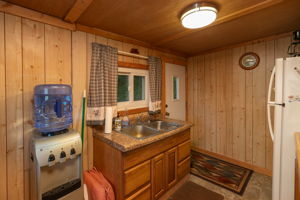 10-Kitchen