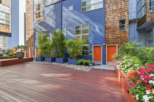 035_F8_175 Bluxome St 206