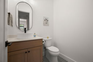  Photo 43