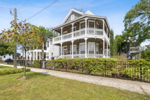 Welcome to 175 E 7th St