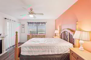 Kings Hwy unit 717-018.jpg