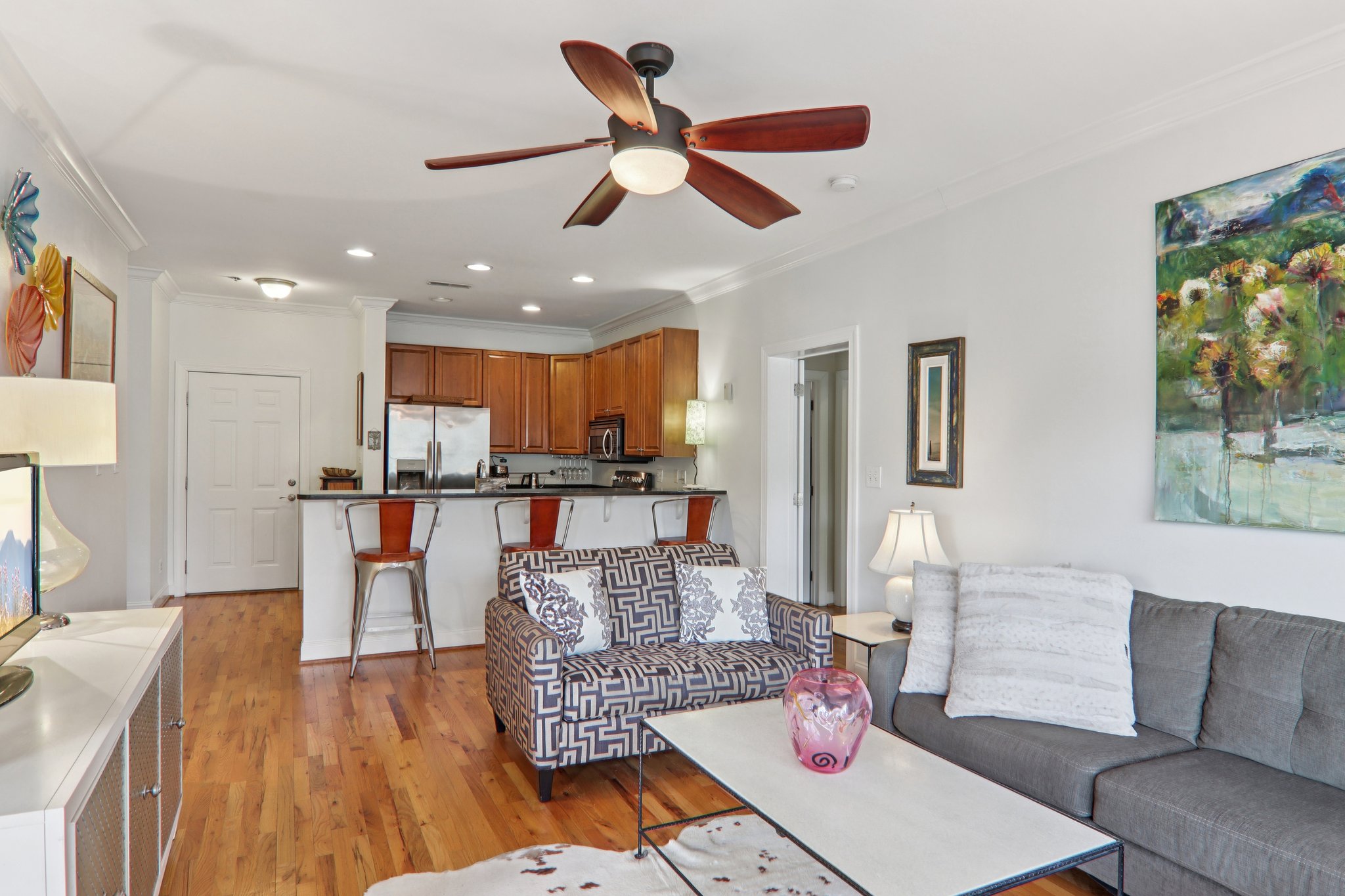 S Lexington Ave 304-S1103-008.jpg