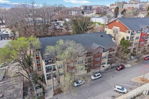 S Lexington Ave 304-S1103-038.jpg