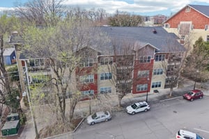 S Lexington Ave 304-S1103-039.jpg