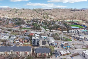 S Lexington Ave 304-S1103-045.jpg