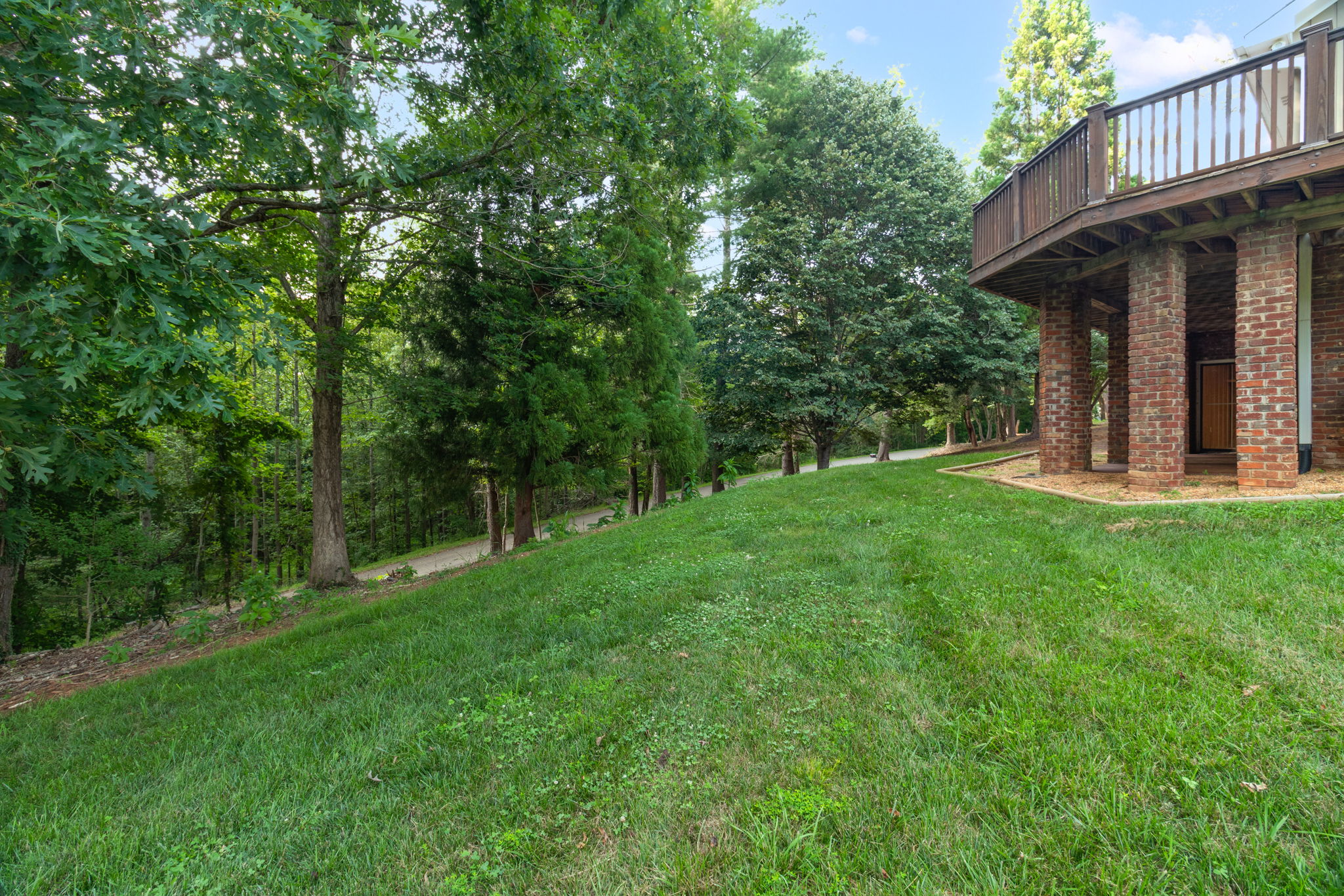 175 Sandtrap Ln-32