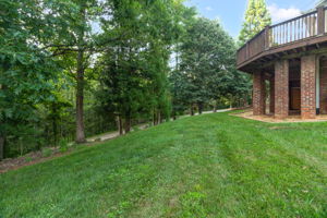 175 Sandtrap Ln-32