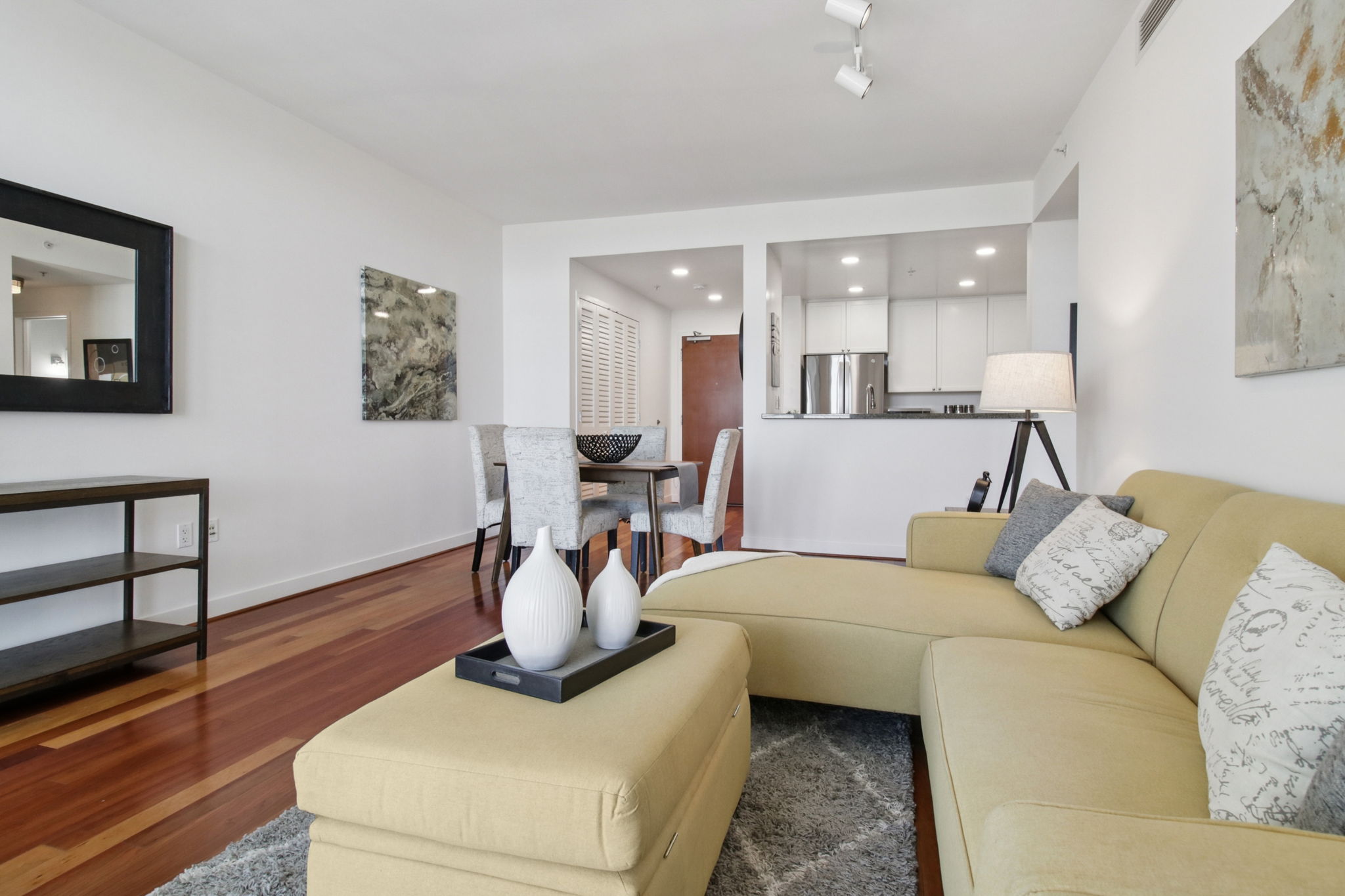 W St James St Unit 1305-L2808-007