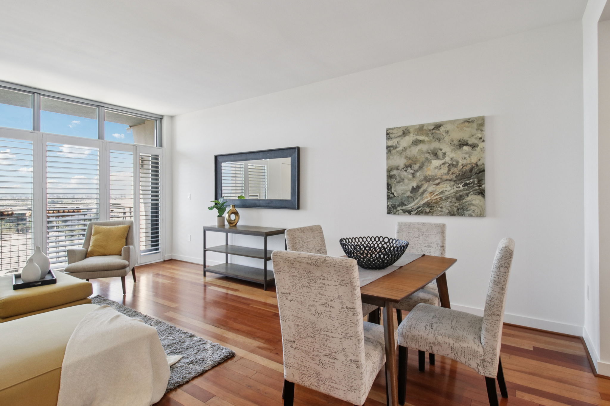 W St James St Unit 1305-L2808-012