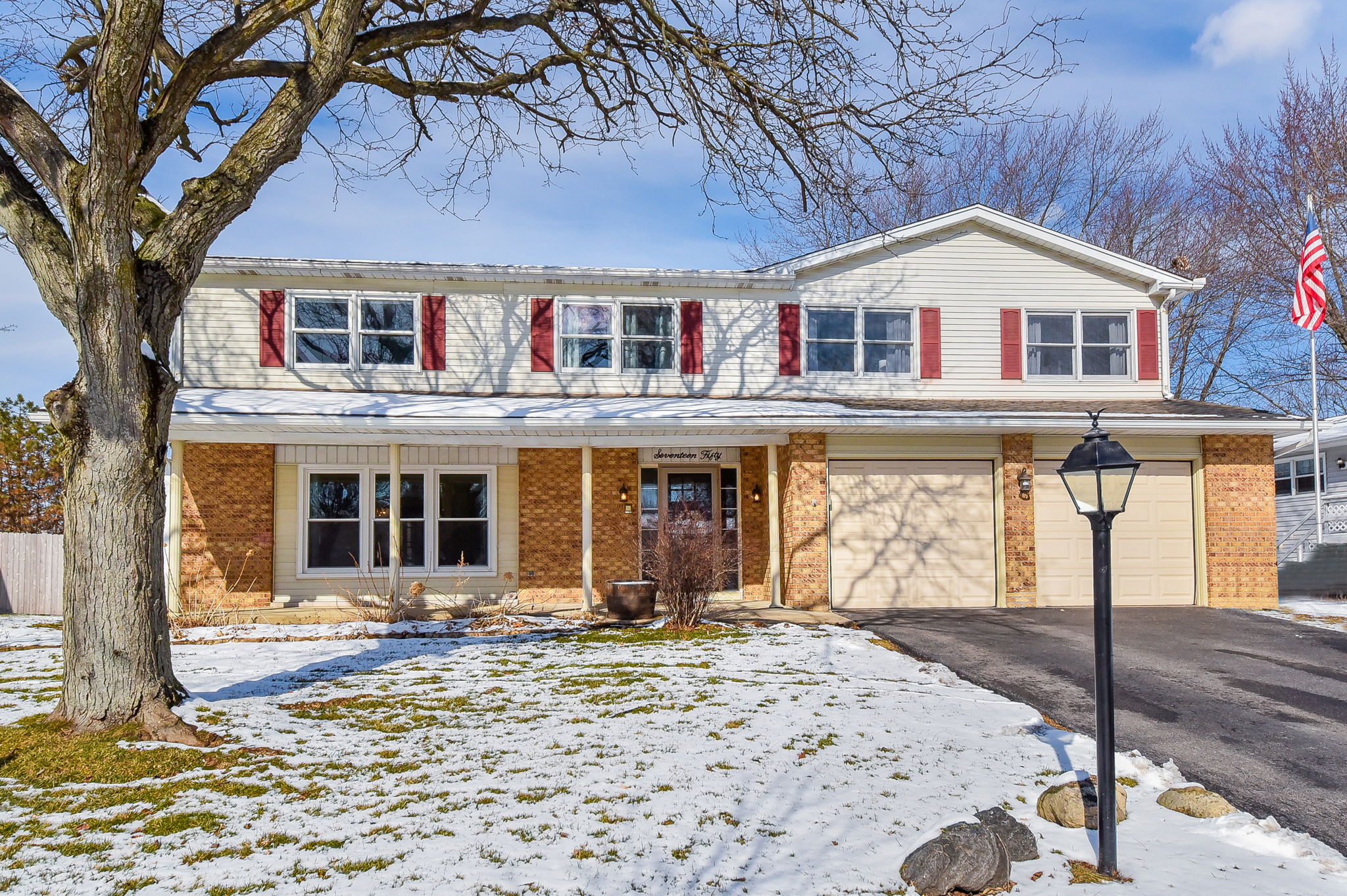  1750 Bolson Dr, Downers Grove, IL 60516, US