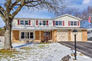  1750 Bolson Dr, Downers Grove, IL 60516, US Photo 0