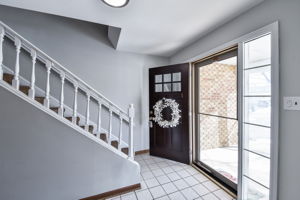  1750 Bolson Dr, Downers Grove, IL 60516, US Photo 1