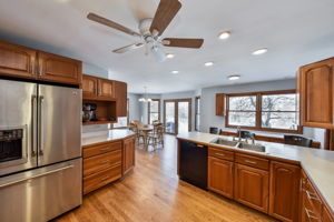  1750 Bolson Dr, Downers Grove, IL 60516, US Photo 10