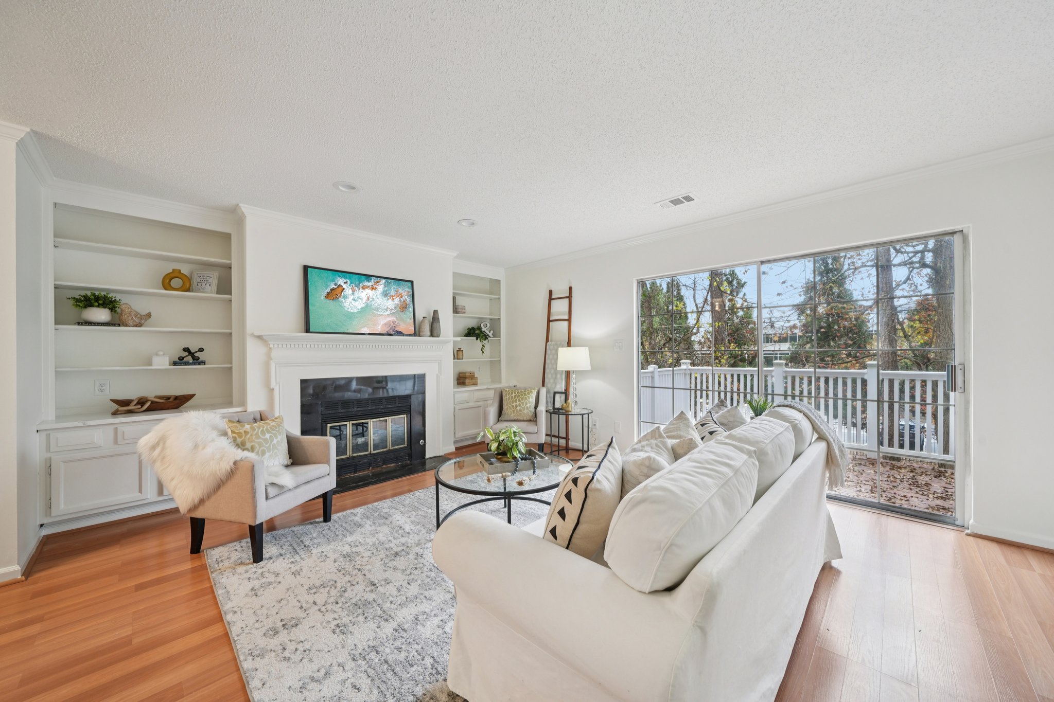 Clairmont Rd-S1012-005.jpg