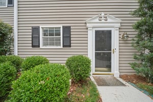 Clairmont Rd-S1012-002.jpg