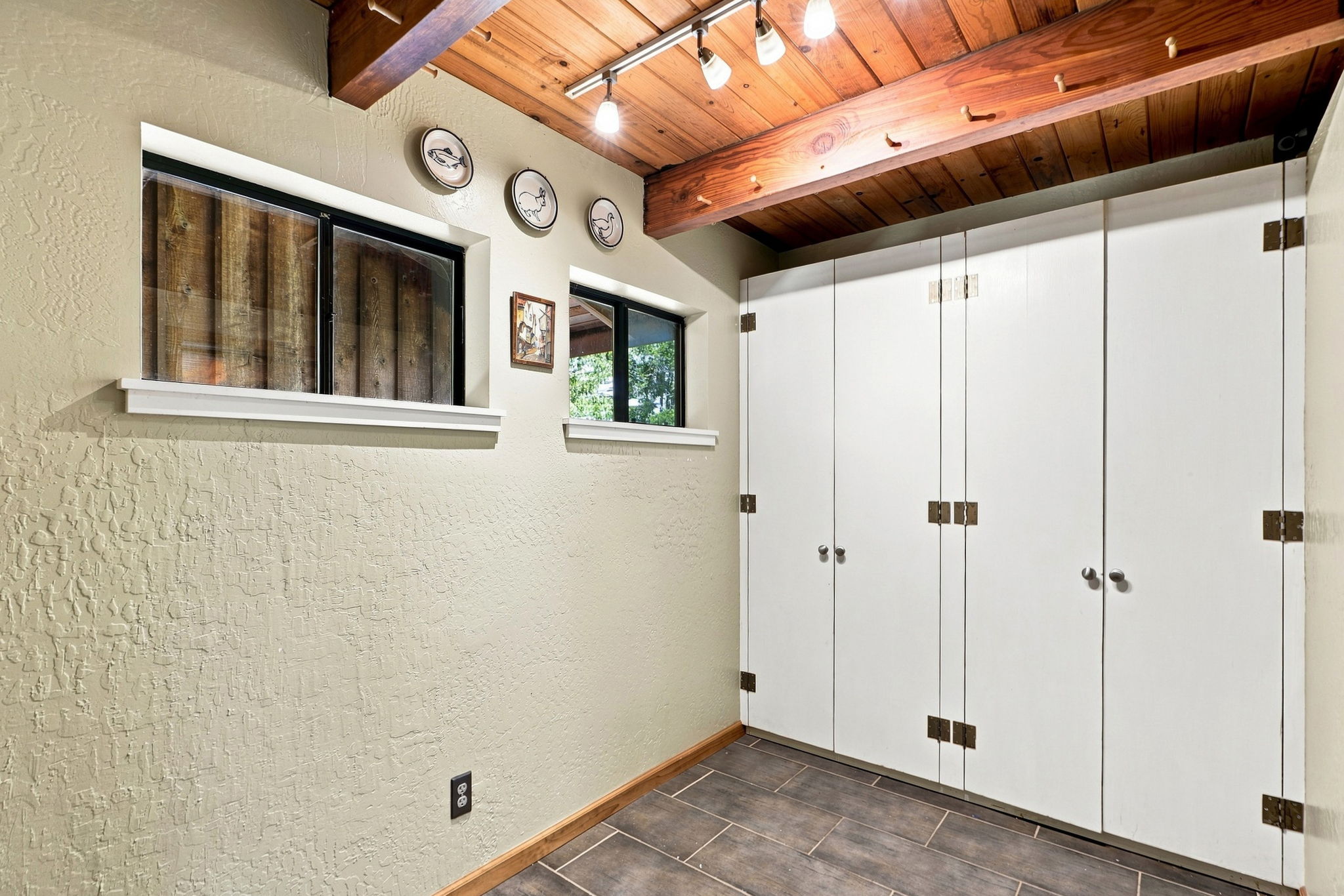 039_F8_1750 Lytton Springs Rd