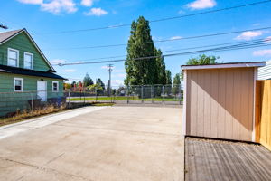  Photo 43