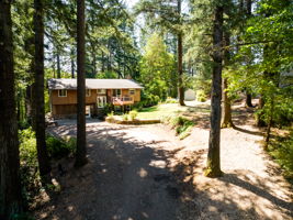  Photo 92