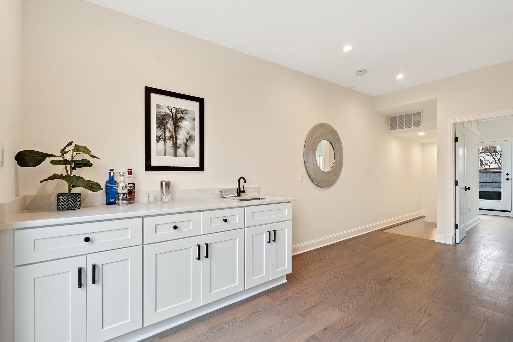 1751 A St SE, Washington, DC 20003, USA Photo 23