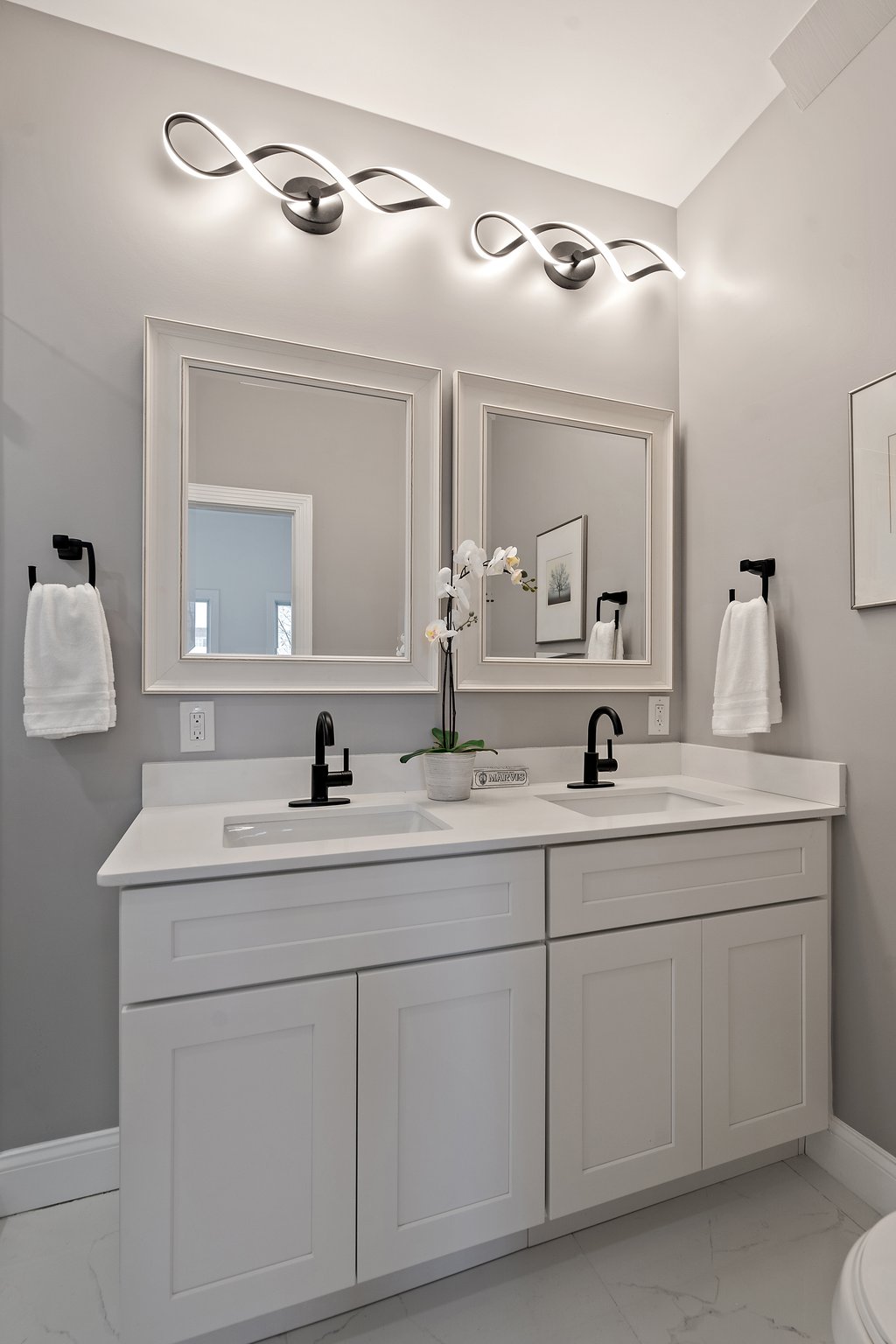 1751 A St SE, Washington, DC 20003, USA Photo 18