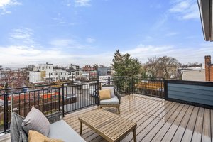 1751 A St SE, Washington, DC 20003, USA Photo 32